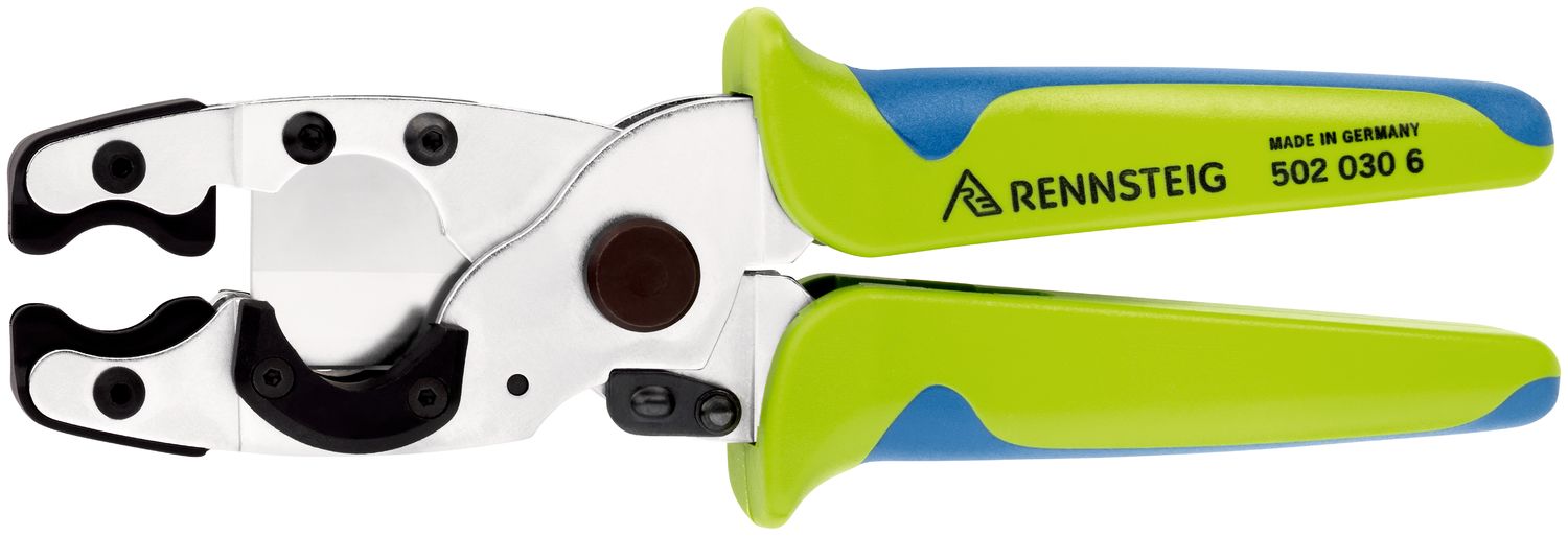 Pipe cutters without calibrating mandrel