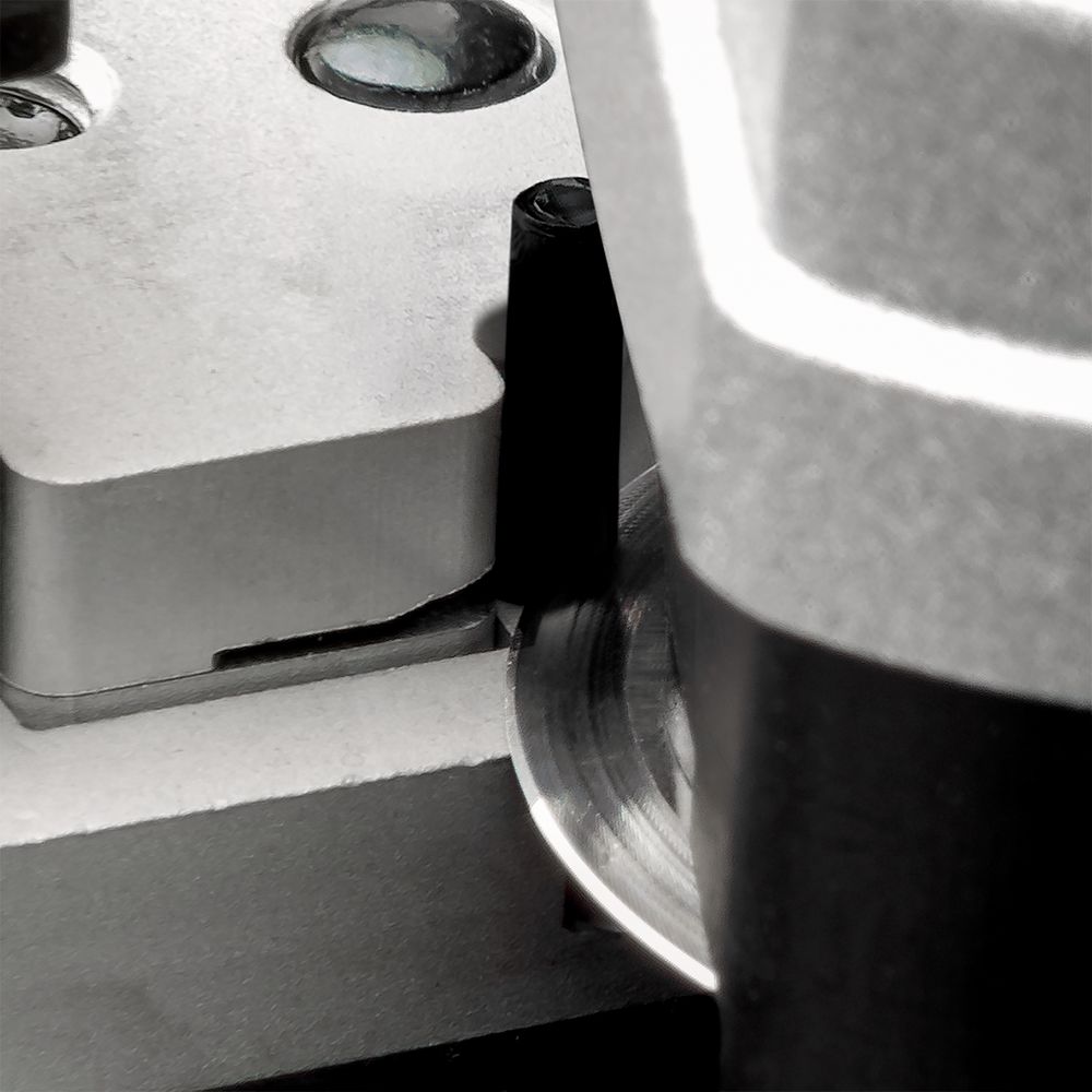 Dụng cụ cắt, bóc và bấm POF đường kính 2.2 mm cho đầu nối Toshiba thumbnail 4